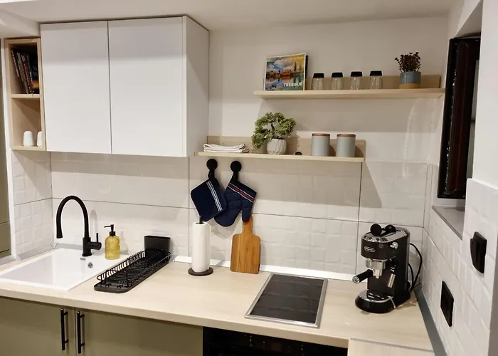 Srce Kastela, Stari Grad