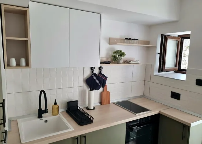 Srce Kastela, Stari Grad Trebinje